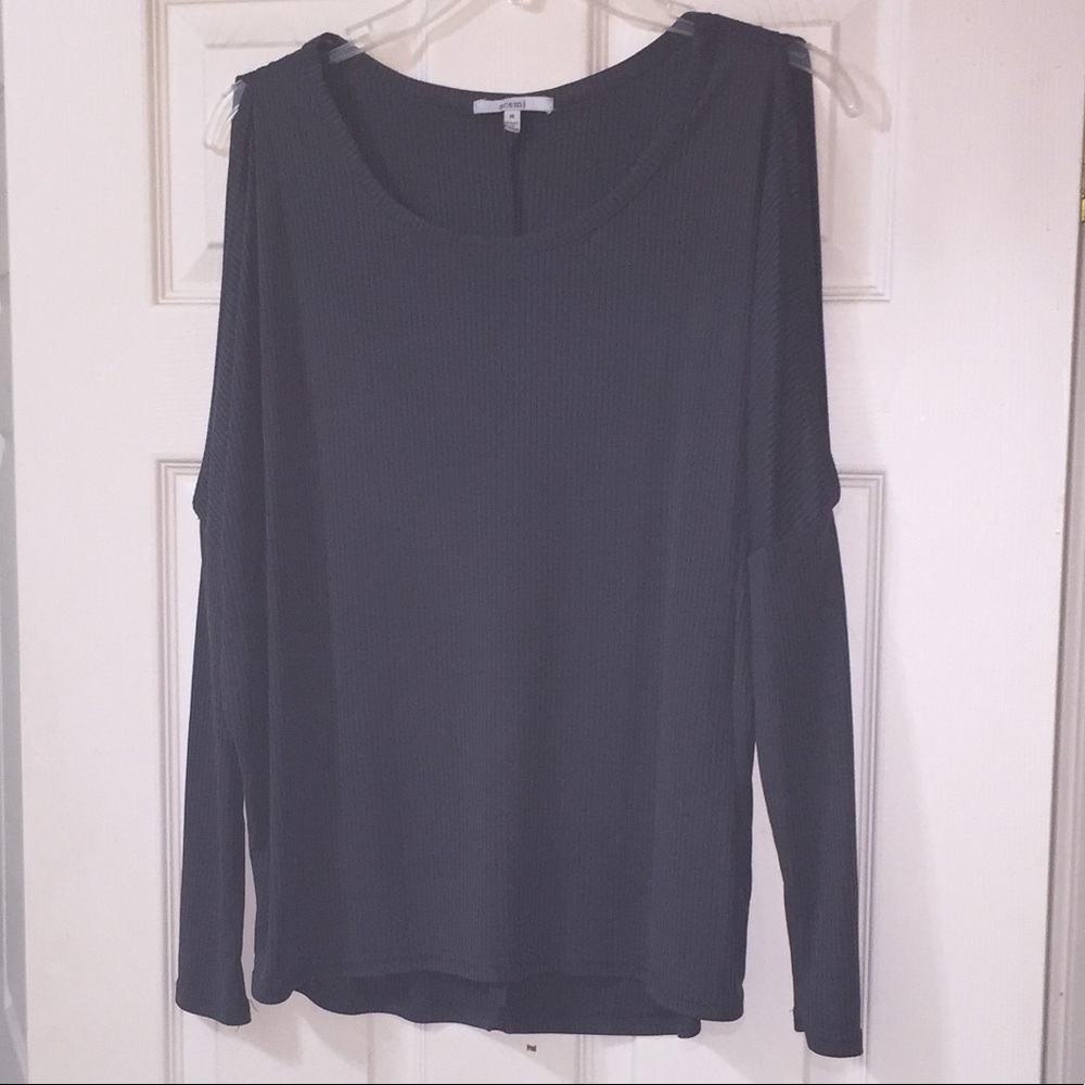 Long sleeve top